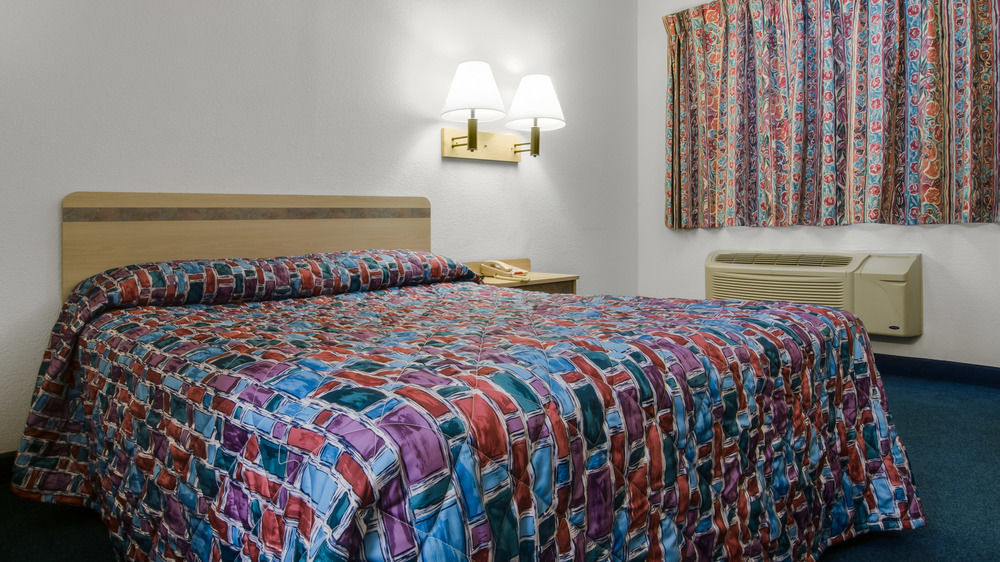 Days Inn By Wyndham Oklahoma City Nw Expressway Warr Acres Exteriér fotografie